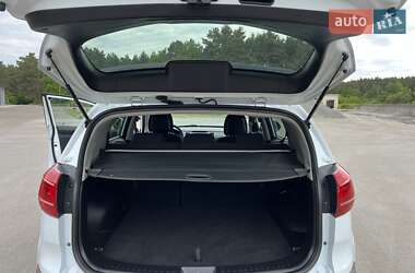 Внедорожник / Кроссовер Kia Sportage 2011 в 