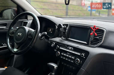 Внедорожник / Кроссовер Kia Sportage 2016 в 