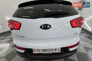 Внедорожник / Кроссовер Kia Sportage 2015 в 