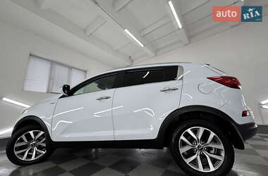 Внедорожник / Кроссовер Kia Sportage 2015 в 