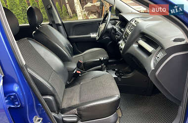 Позашляховик / Кросовер Kia Sportage 2007 в 