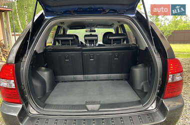 Позашляховик / Кросовер Kia Sportage 2007 в 