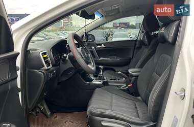 Внедорожник / Кроссовер Kia Sportage 2018 в 