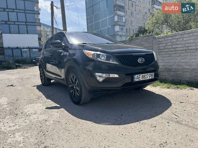 Внедорожник / Кроссовер Kia Sportage 2014 в Днепре