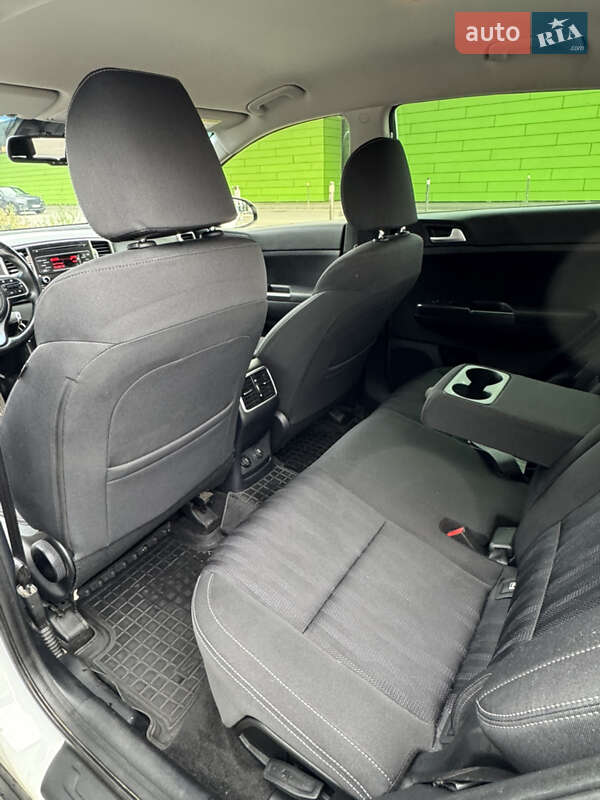 Внедорожник / Кроссовер Kia Sportage 2017 в Киеве