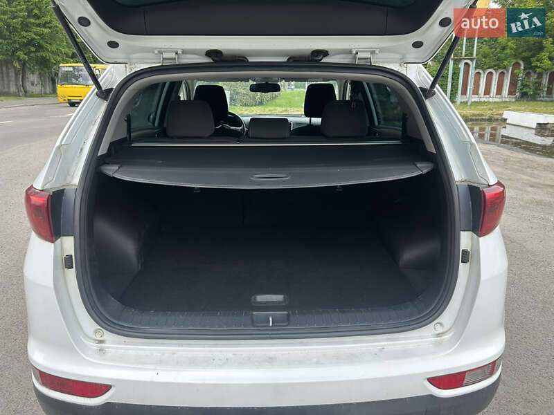 Внедорожник / Кроссовер Kia Sportage 2017 в Львове