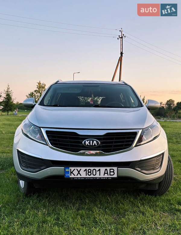 Позашляховик / Кросовер Kia Sportage 2013 в Харкові