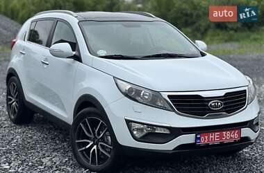 Внедорожник / Кроссовер Kia Sportage 2012 в 