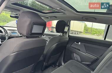 Внедорожник / Кроссовер Kia Sportage 2012 в 