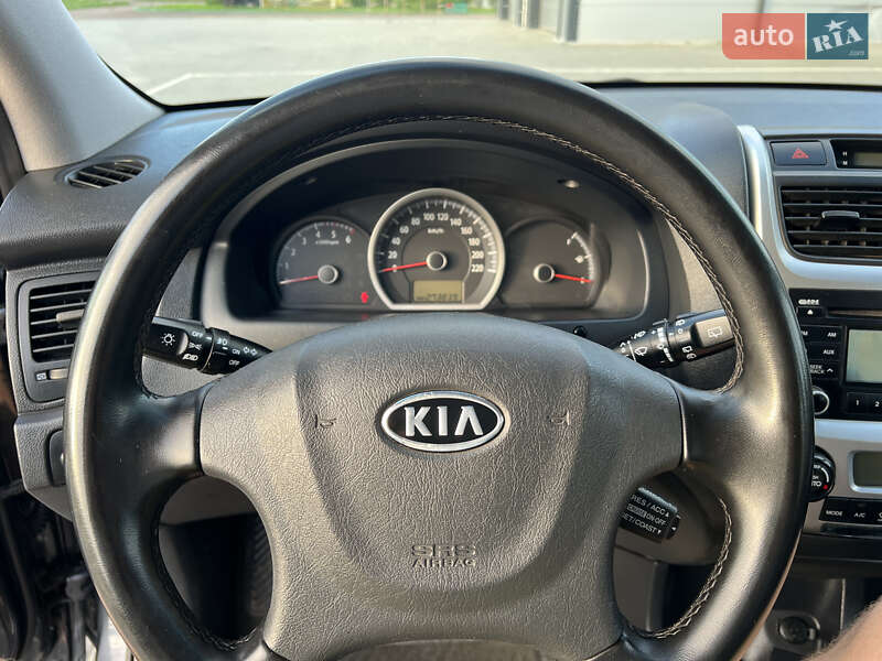 Внедорожник / Кроссовер Kia Sportage 2009 в Бершади