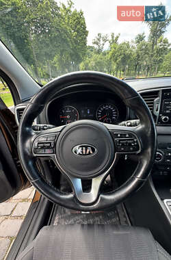 Позашляховик / Кросовер Kia Sportage 2017 в 