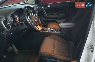 Внедорожник / Кроссовер Kia Sportage 2018 в 