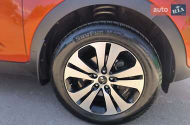 Внедорожник / Кроссовер Kia Sportage 2011 в 
