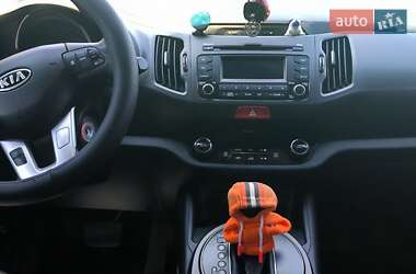Внедорожник / Кроссовер Kia Sportage 2011 в 