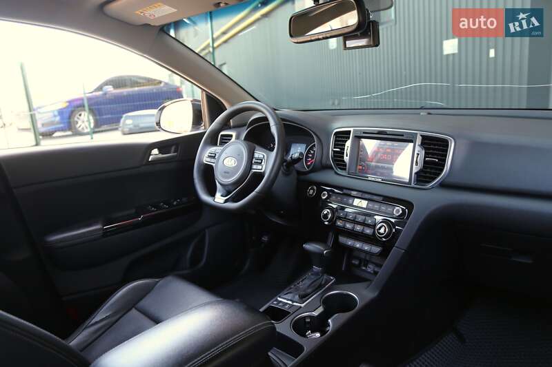 Внедорожник / Кроссовер Kia Sportage 2015 в Киеве