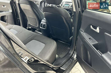 Внедорожник / Кроссовер Kia Sportage 2014 в 