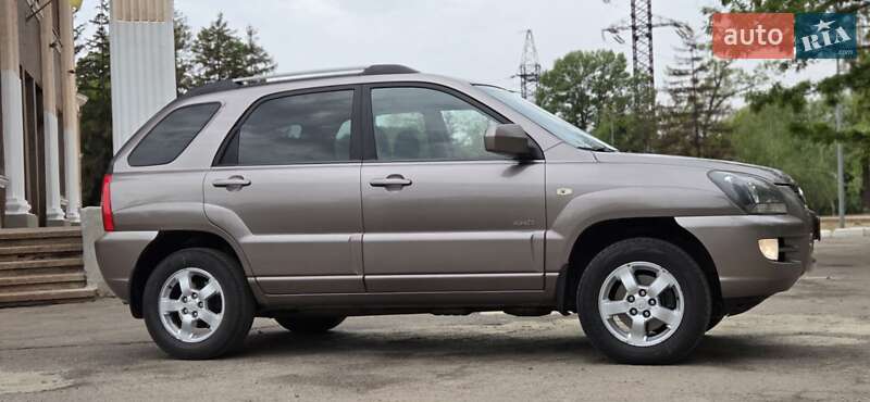 Внедорожник / Кроссовер Kia Sportage 2008 в Кривом Роге
