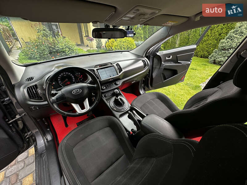 Внедорожник / Кроссовер Kia Sportage 2013 в Запорожье