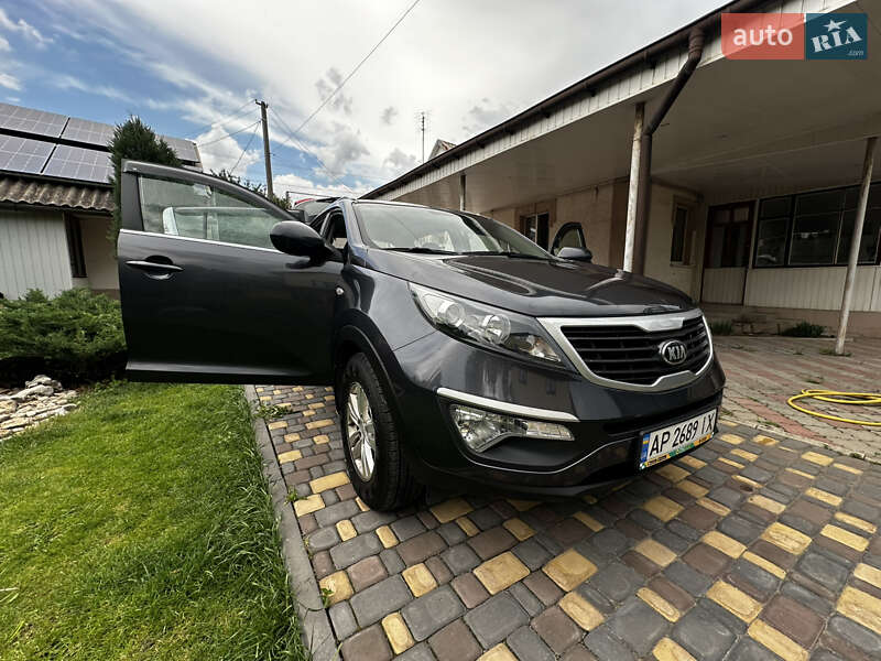 Внедорожник / Кроссовер Kia Sportage 2013 в Запорожье
