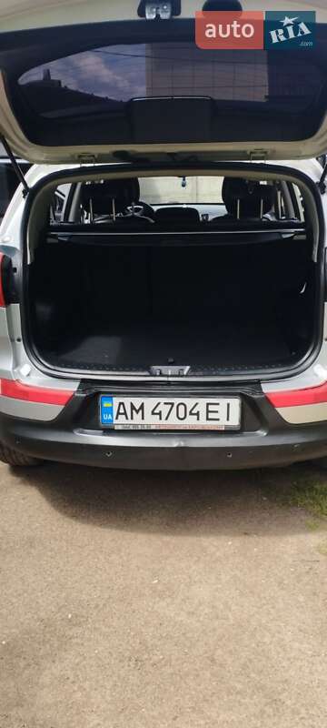 Позашляховик / Кросовер Kia Sportage 2013 в Коростені