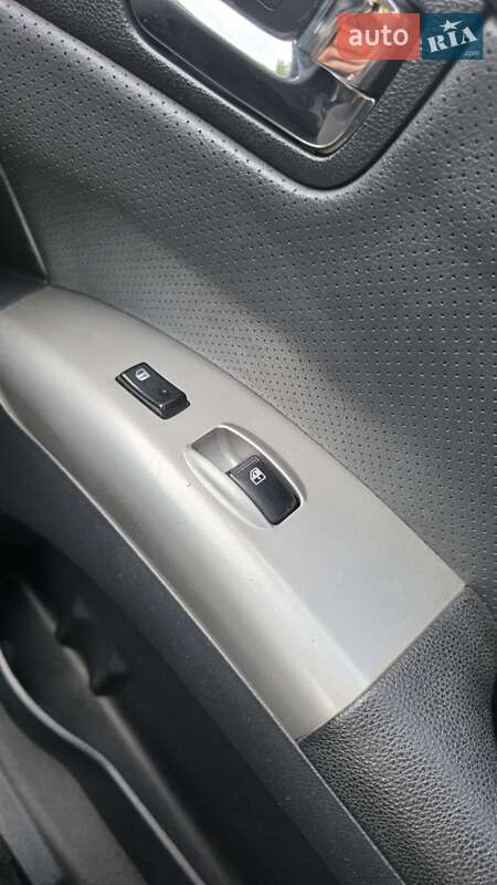 Позашляховик / Кросовер Kia Sportage 2008 в Шостці