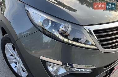 Внедорожник / Кроссовер Kia Sportage 2011 в 