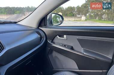 Внедорожник / Кроссовер Kia Sportage 2011 в 