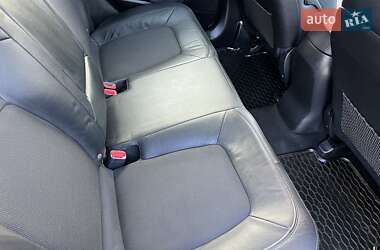 Внедорожник / Кроссовер Kia Sportage 2011 в 