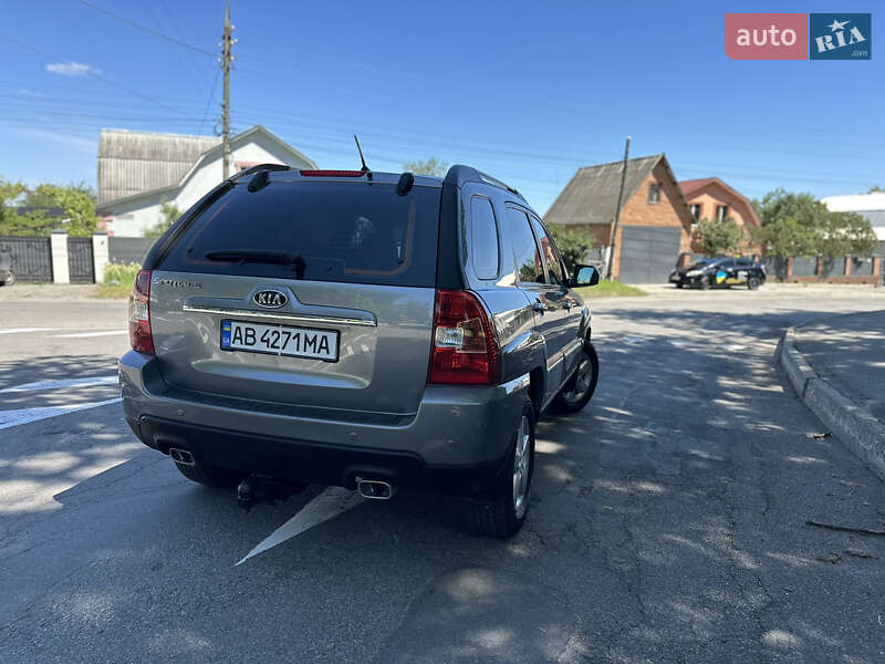 Позашляховик / Кросовер Kia Sportage 2009 в Вінниці
