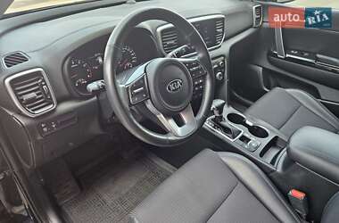 Позашляховик / Кросовер Kia Sportage 2021 в 