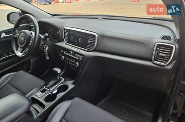 Позашляховик / Кросовер Kia Sportage 2021 в 
