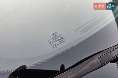 Позашляховик / Кросовер Kia Sportage 2021 в 