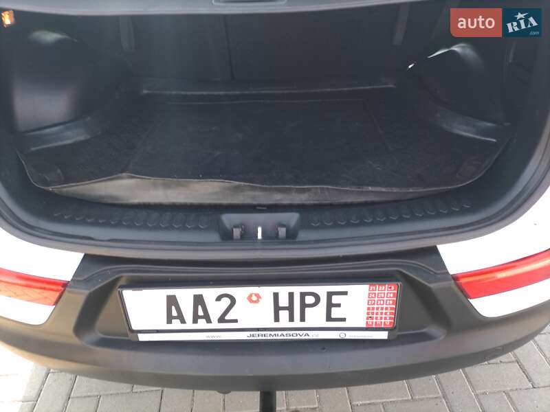 Внедорожник / Кроссовер Kia Sportage 2015 в Хусте