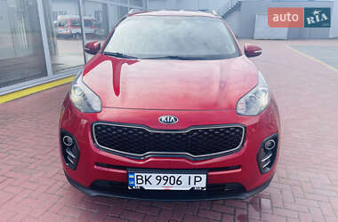Внедорожник / Кроссовер Kia Sportage 2016 в 