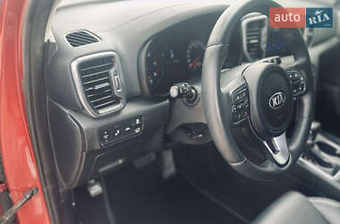Внедорожник / Кроссовер Kia Sportage 2016 в 