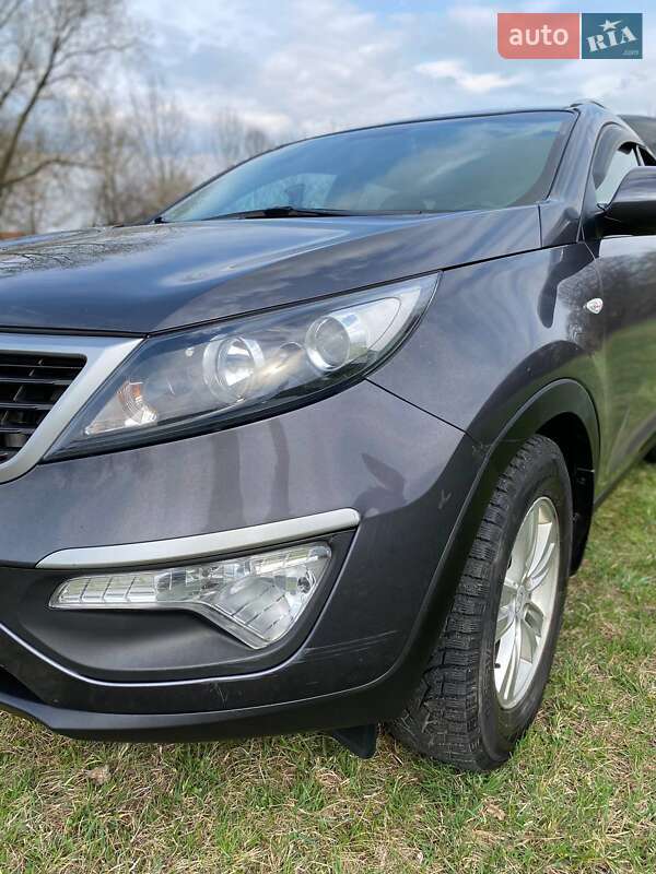 Внедорожник / Кроссовер Kia Sportage 2012 в Гвоздеце