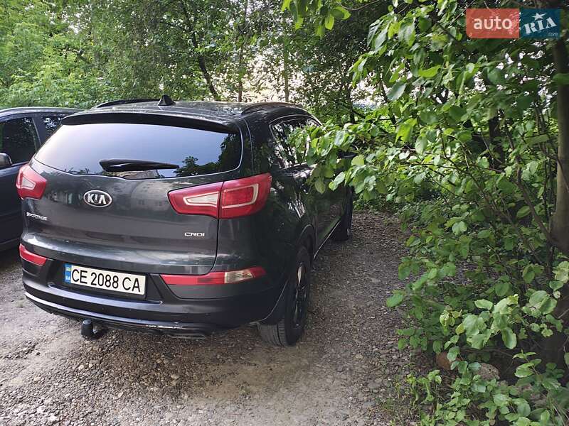 Позашляховик / Кросовер Kia Sportage 2012 в Чернівцях