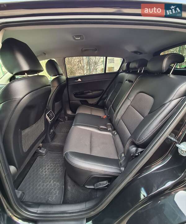 Позашляховик / Кросовер Kia Sportage 2021 в Рівному