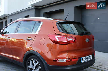 Внедорожник / Кроссовер Kia Sportage 2011 в 
