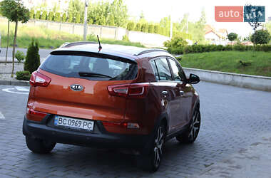 Внедорожник / Кроссовер Kia Sportage 2011 в 
