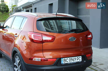 Внедорожник / Кроссовер Kia Sportage 2011 в 