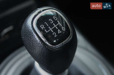 Внедорожник / Кроссовер Kia Sportage 2011 в 