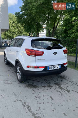 Внедорожник / Кроссовер Kia Sportage 2014 в 