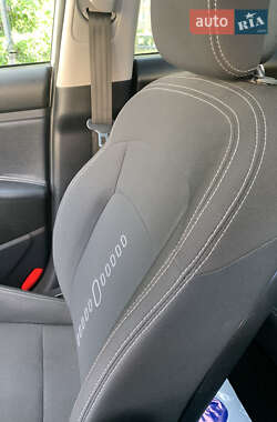 Внедорожник / Кроссовер Kia Sportage 2014 в 