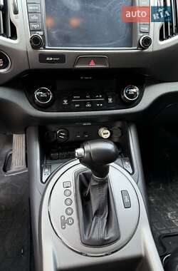 Внедорожник / Кроссовер Kia Sportage 2014 в 