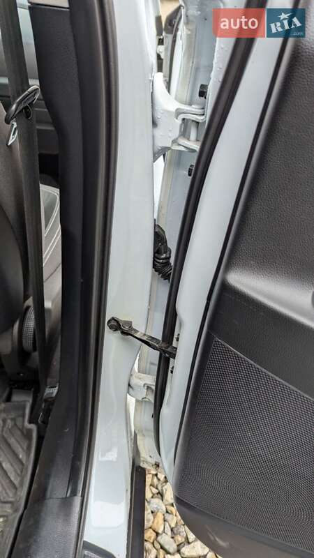 Внедорожник / Кроссовер Kia Sportage 2012 в Калуше