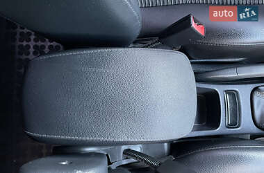 Внедорожник / Кроссовер Kia Sportage 2007 в 