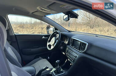 Позашляховик / Кросовер Kia Sportage 2019 в 