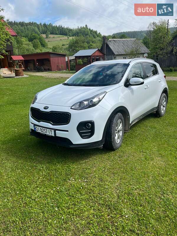 Внедорожник / Кроссовер Kia Sportage 2017 в Самборе