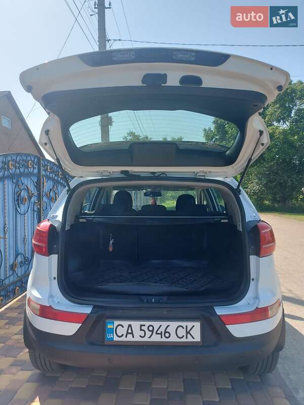 Позашляховик / Кросовер Kia Sportage 2012 в Смілі